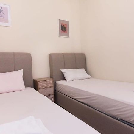 Brand New 2 Bedroom Haven Apt In Galatsi Athén Kültér fotó